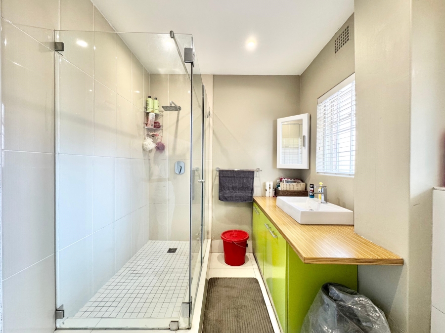 2 Bedroom Property for Sale in Kenilworth Western Cape